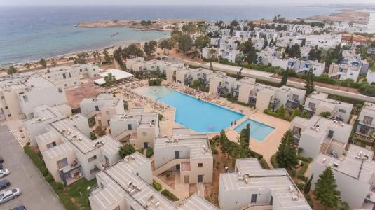 Electra Holiday Village Water Park Resort - 4