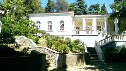 Алуштинский - 8