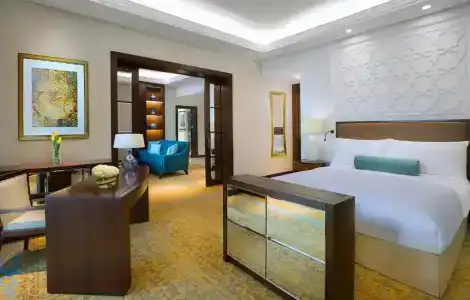 The Ritz-Carlton - 4