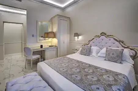 The Moon Boutique & Spa - 37