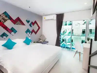 The Crib Patong - 32