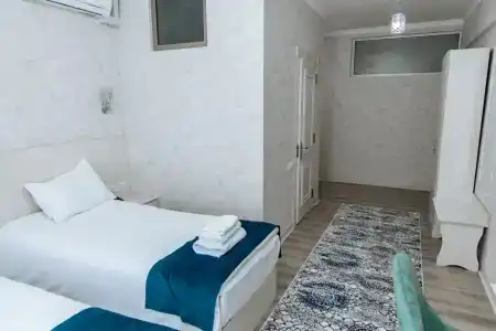 Mercuri Meridian - 34