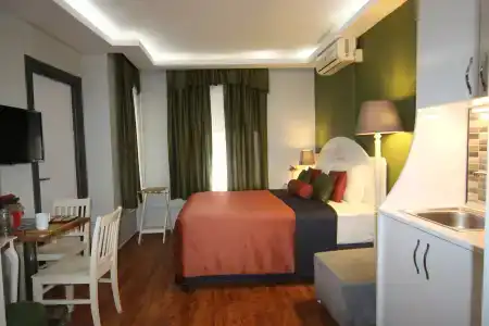 Away Suites - 9