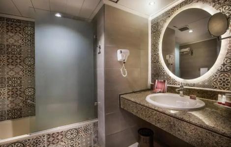 Pyramisa Suites Cairo - 52