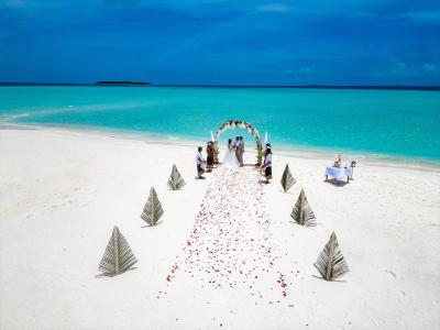Dhigufaru Island Resort - 3