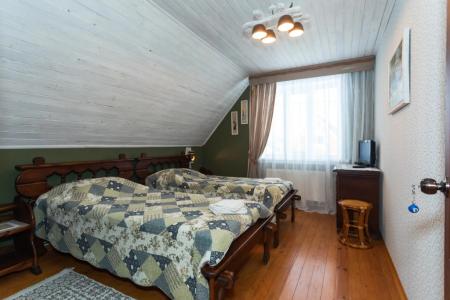 Петров Дом - 71