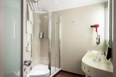 Best Western Plus City - 64