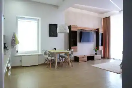 Восток - Запад - 11