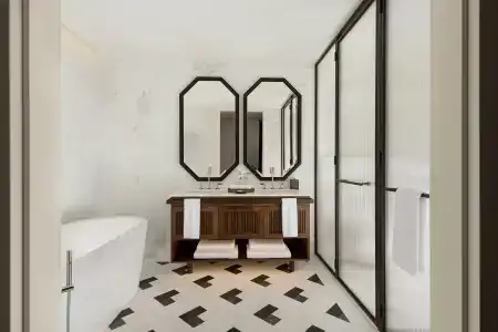 Waldorf Astoria - 30