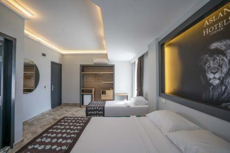 Aslan Corner - 35