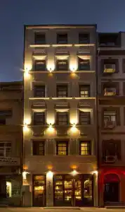 Taksim Avenue - 7