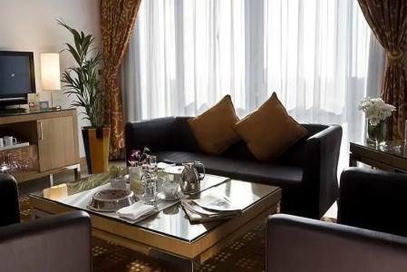 Four Points by Sheraton Downtown Dubai - 29