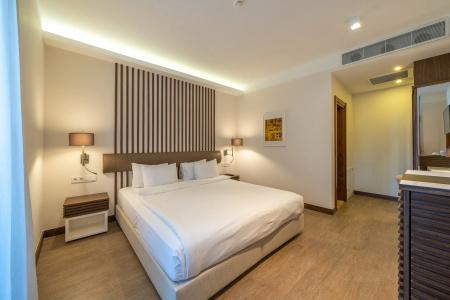 Spektr Boutique & Spa - 77
