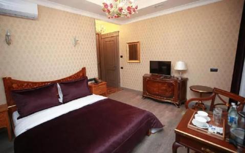 West Inn - 75