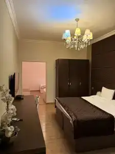 Grand Mirror - 69