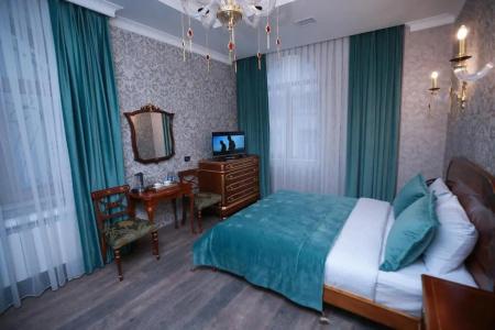 West Inn - 31