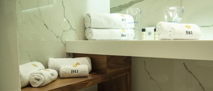 H41 Luxury Suites - 50