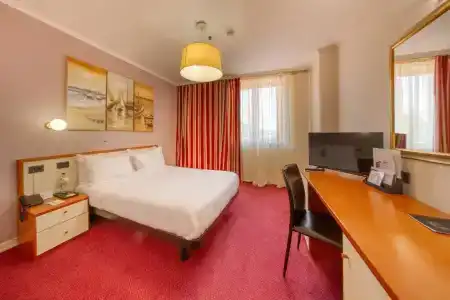 Best Western Plus Congress Yerevan - 25