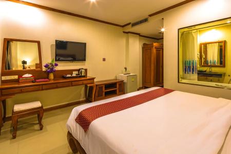 AZ Patong - 85