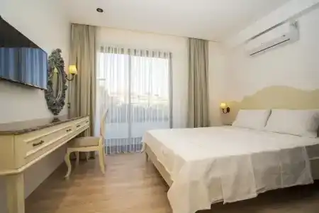Channel Suites - 7