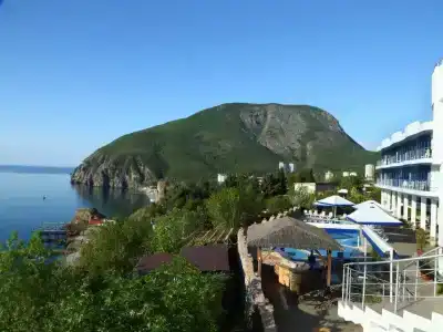 Маджестик - 4