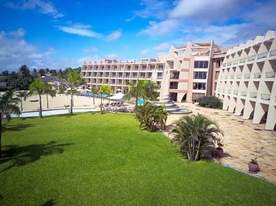 Ramada By Wyndham - 25