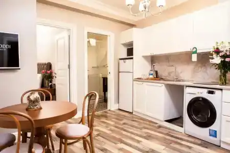 Meroddi Pera Flats - 54
