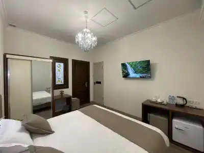 Vasiev's Hotel - 12