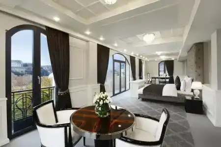 Ambassadori Hotel Tbilisi - 37