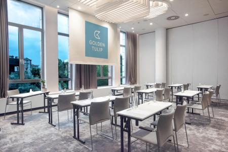 Golden Tulip Warsaw Airport - 4