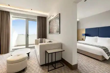 Wyndham - 16