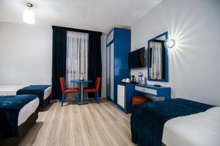 Lapis Inn & Spa ( Ex. Ambassador) - 59