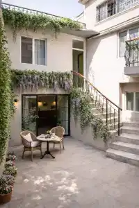 Moss Art Boutique - 3