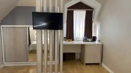 Art Regency Premium Free Airport Service - 15
