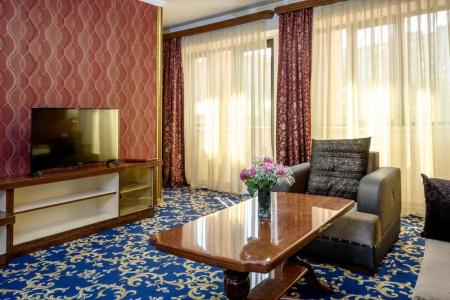 Royal Plaza - 14