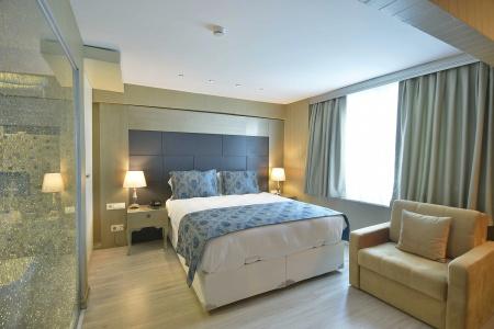 Adamel & Suite - 1