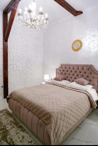 Silver House - 78