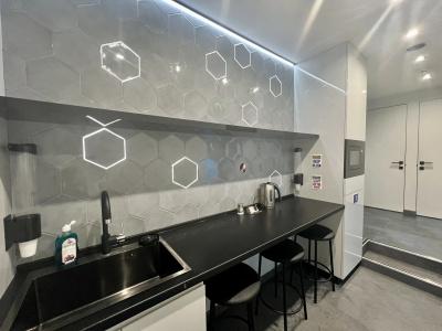 Galaxy inn Luxury hostel - 9