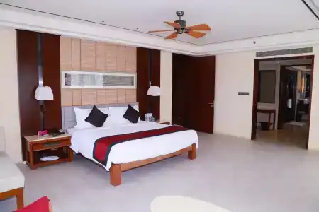 Crowne Plaza Sanya City Center, An Ihg - 206