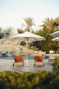 Dubai Marine Beach Resort & Spa - 9