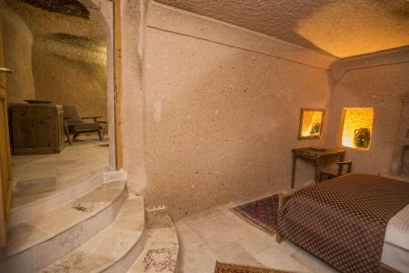 Helike Cave - 32