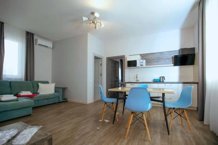 RedHouse - 166