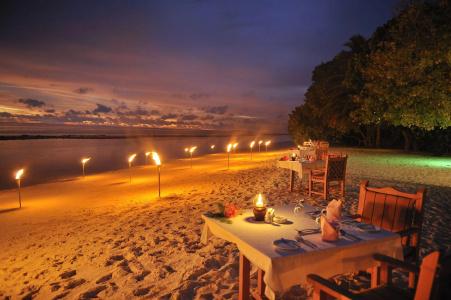 Royal Island Premium All-Inclusive Resort at Baa Atoll Biosphere Reserve - 4