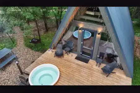 Глэмпинг A-frame на холме - 17