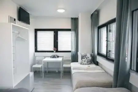 Inn Tourist & Hostel - 80