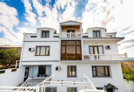 Elia Palace - 1