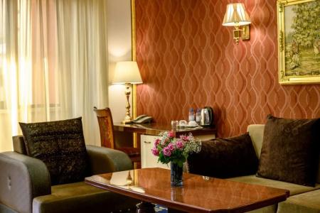 Royal Plaza - 17