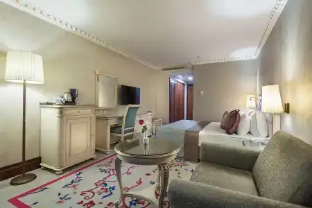 Merit Crystal Cove Casino & Spa - 36