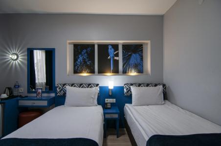 Lapis Inn & Spa ( Ex. Ambassador) - 53