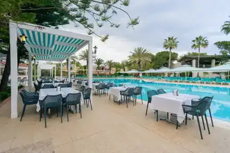 Pirate's Beach Club - 26